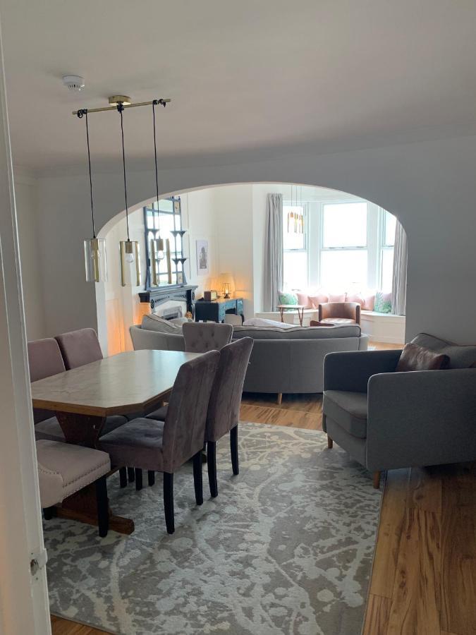 Ferienwohnung Stunning 3 Bed Seafront Mansion Building Sleeps 6 Adults Or 8 With Kids Portrush Exterior foto